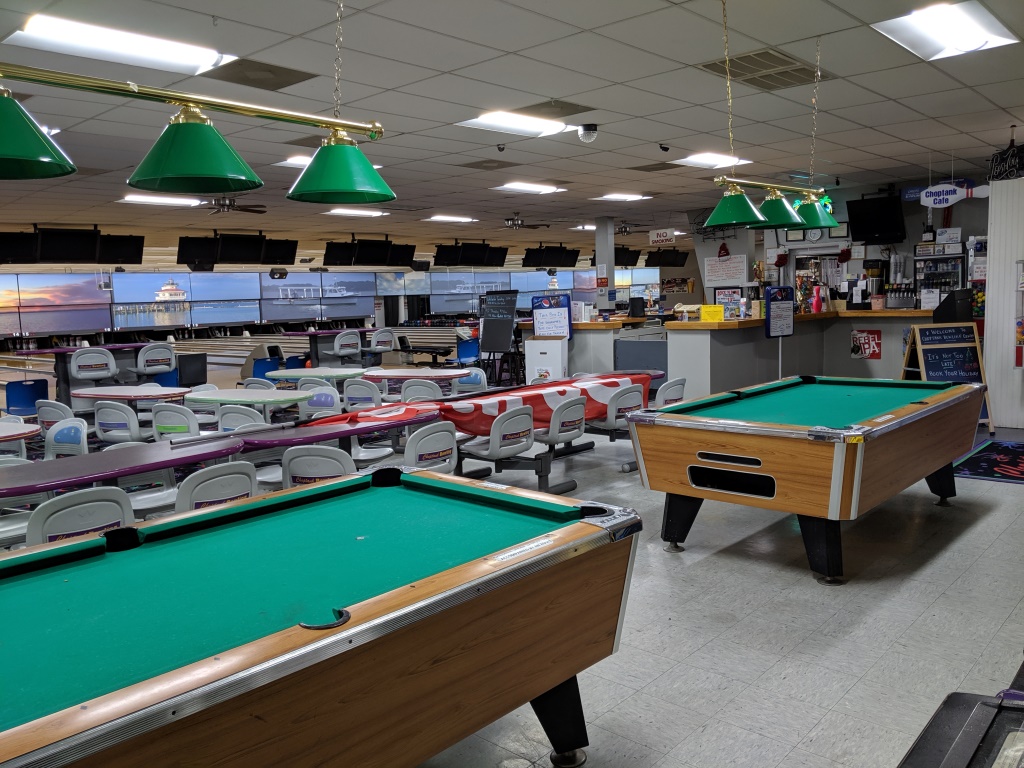 centre with billiards and bowling